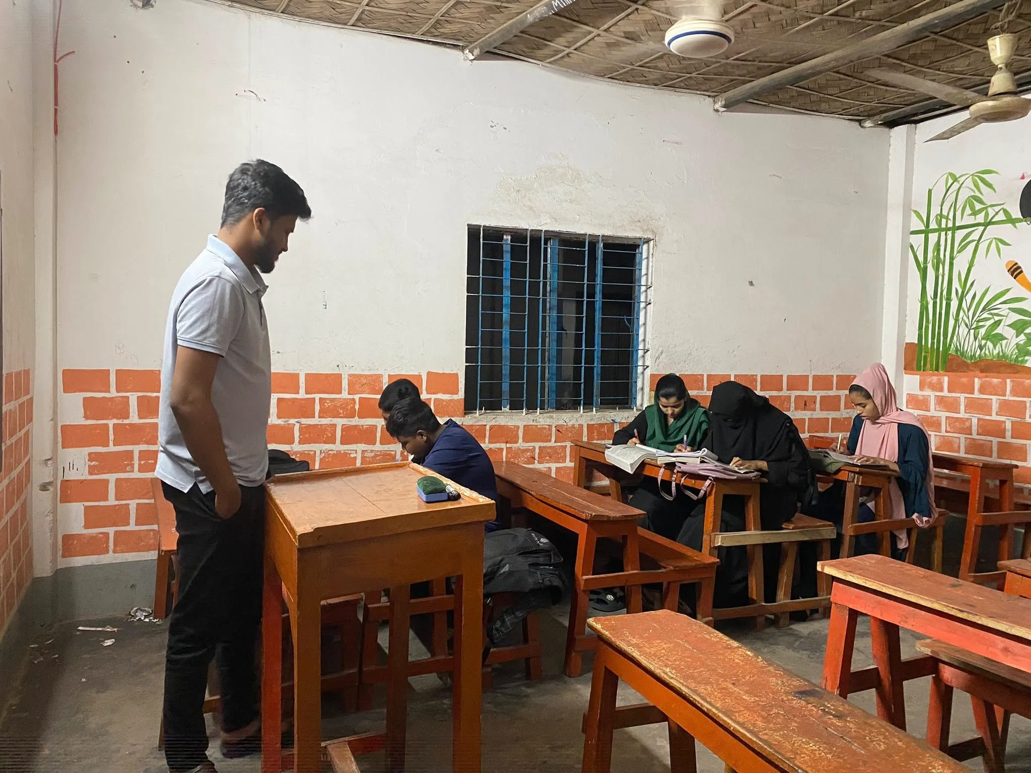 পবিত্র রমজান মাসে আমাদের নৈশ বিদ্যালয়ের শিক্ষার্থীদের উপস্থিতি কিছুটা কমেছে